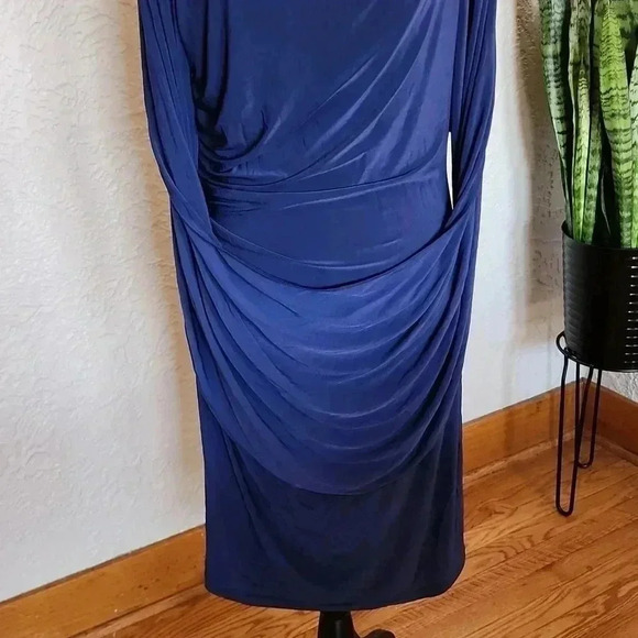OLEG CASSINI Short jersey cape dress - Picture 9 of 14